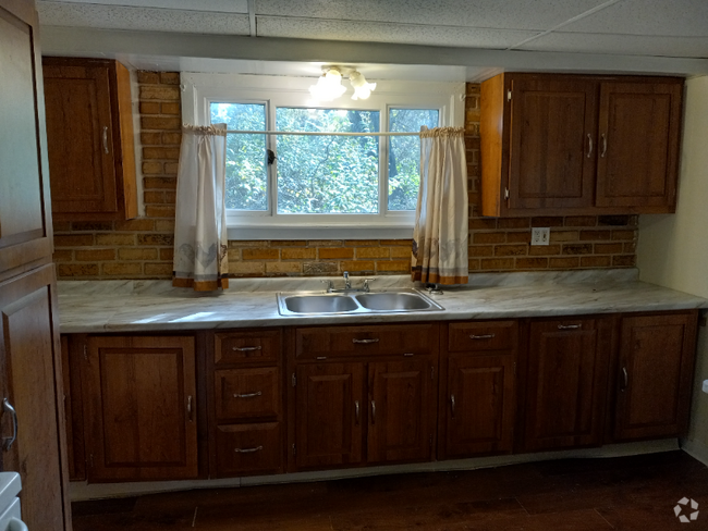 Building Photo - 238 Cline St Rental