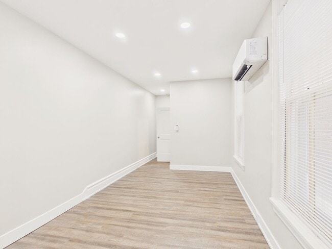 Photo - 916 Green St Unit 916 Green St  2