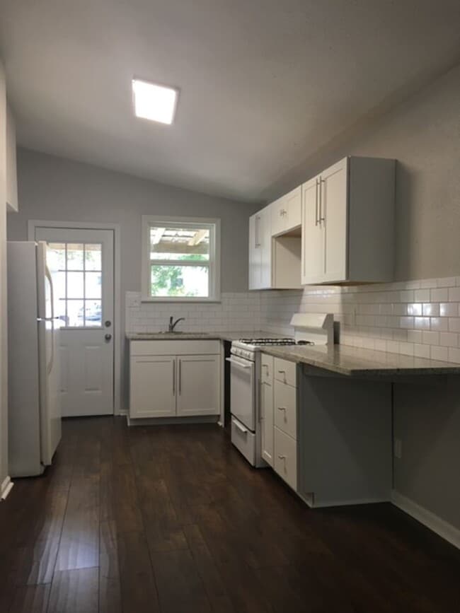 Photo - Charming East Austin Gem