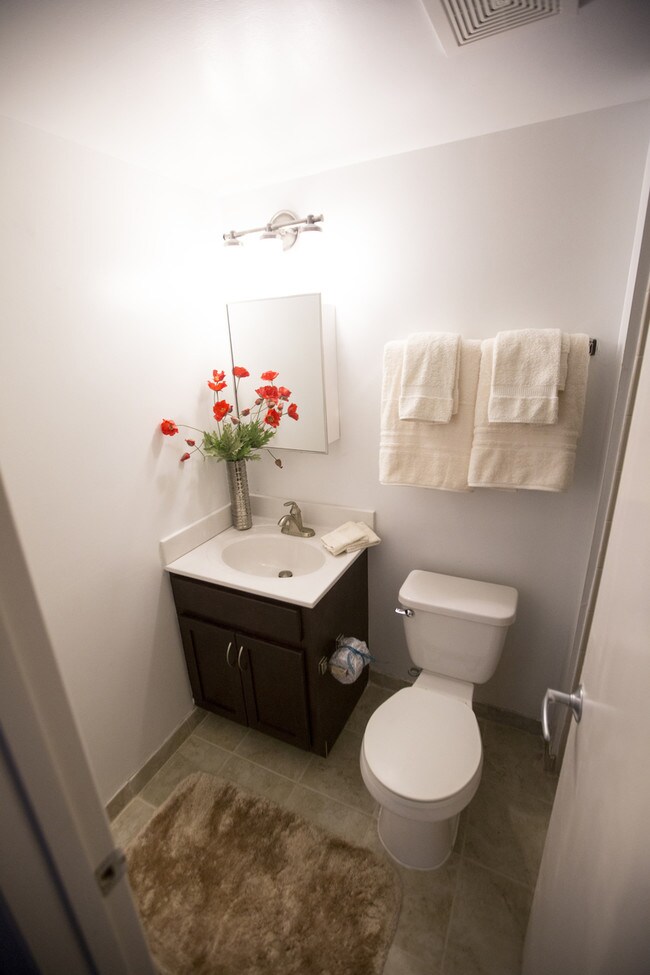 Photo - Edgewood Commons 601