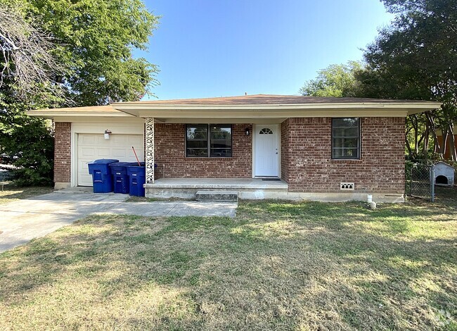 Building Photo - 901 E Robertson Ave Rental