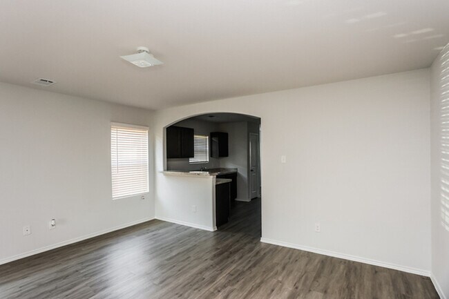 Photo - 1509 Matthew Dr