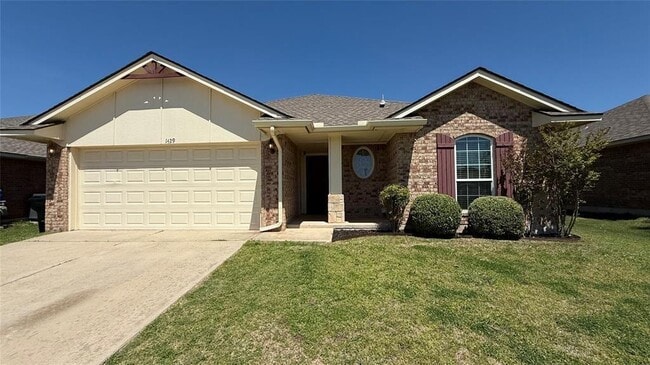 Photo - 1429 Deer Chase Dr House