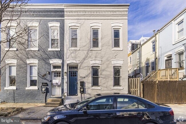 Building Photo - 1246 Wylie St NE Rental