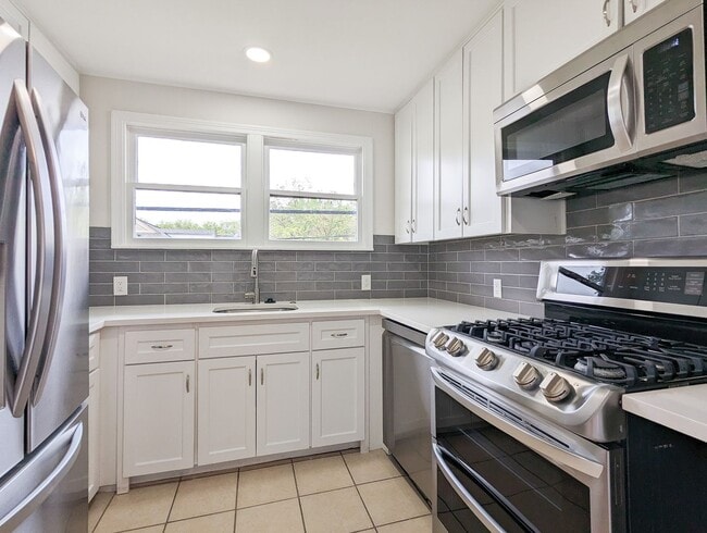 Photo - 2306 Addison Rd Unit A