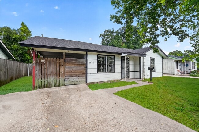 Photo - 4813 Brinkley St