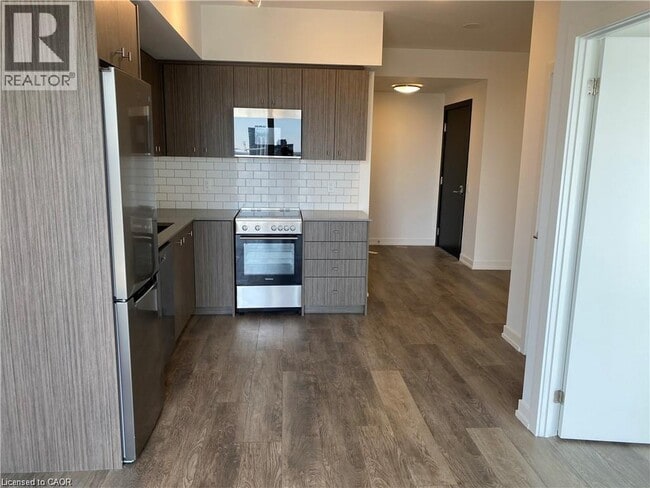 Photo - 5 Wellington St S Unit 1614