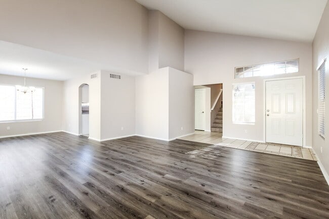 Photo - 9147 N 73rd Ln