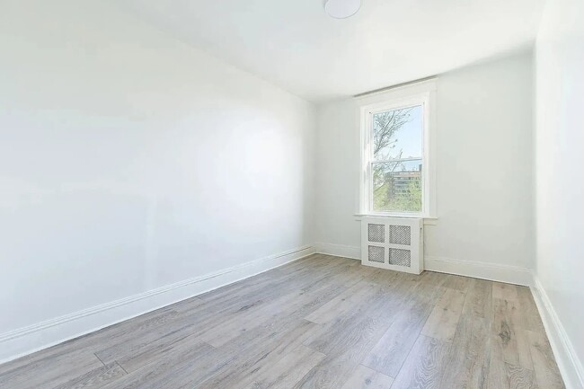 Photo - 2217 N 51st St Unit B02