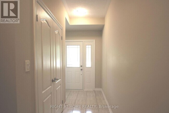 Photo - 49 Milson Cres