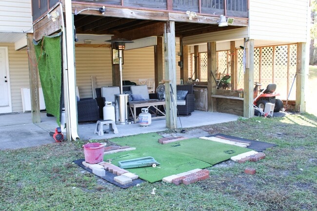 Photo - Charming 3BD, 2BA home with spacious yard ...