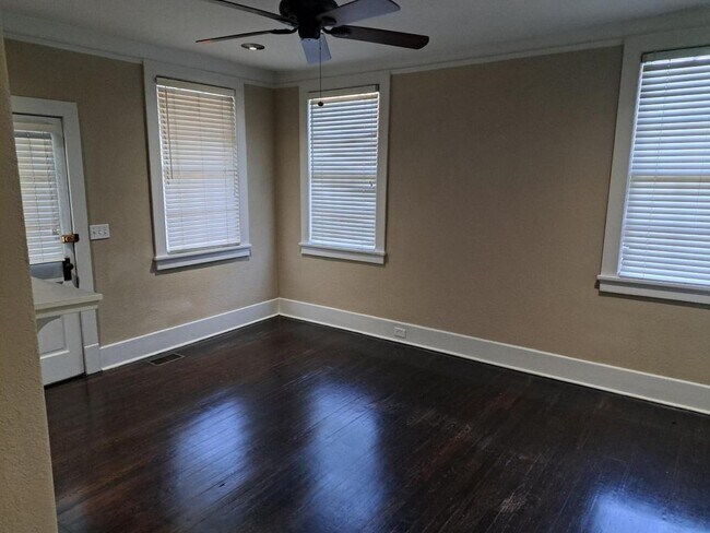 Photo - 5060 Austell Powder Springs Rd SW