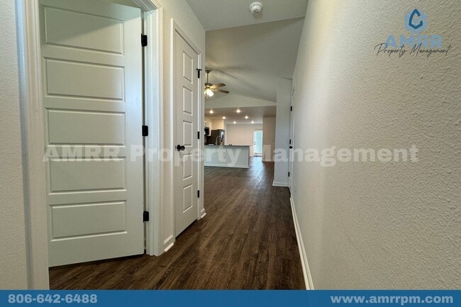 612 Short Leaf Ln