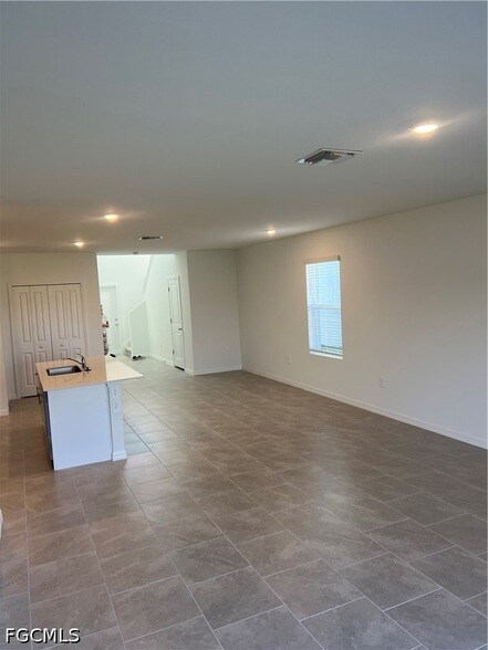 11808 Cloverly Ln