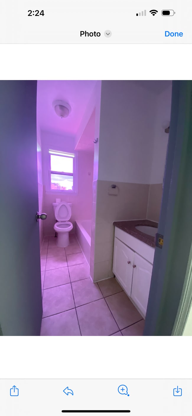 Photo - 68 Newark Pompton Tpke Unidad 2fl