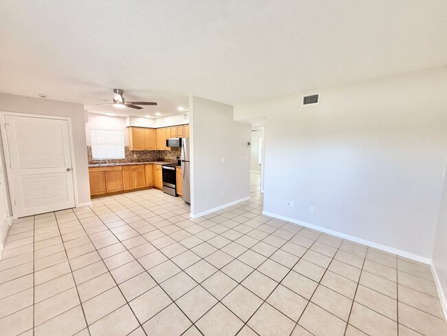 3047 Tropicana Blvd Unit 1