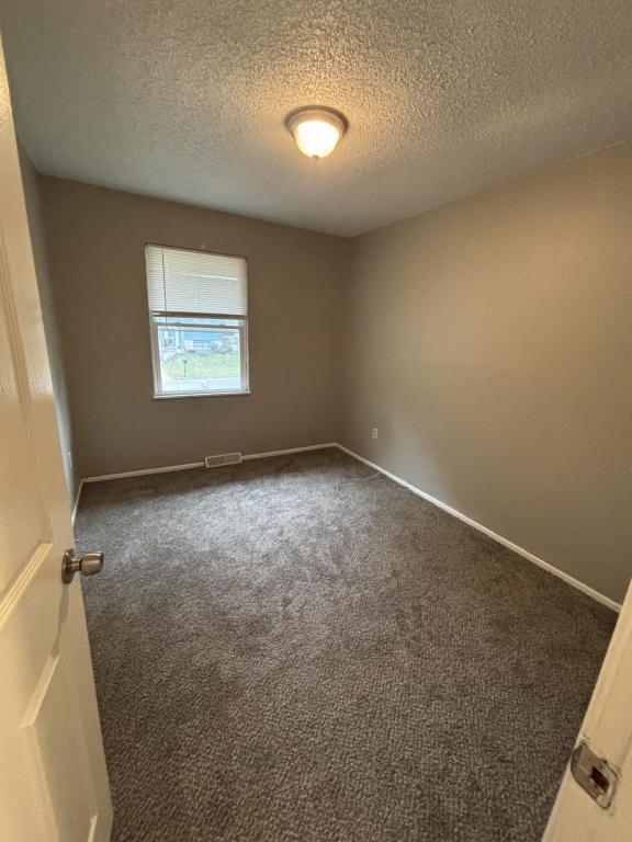 Photo - 2105 SW 5th St