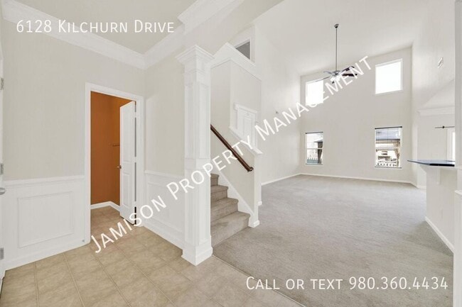 Photo - 6128 Kilchurn Dr