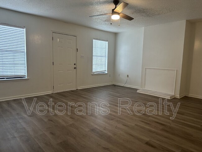 Photo - 111 Via Don Ray Rd