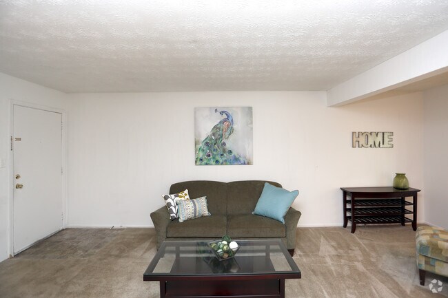 Sala de estar - ReNew at The Crossing