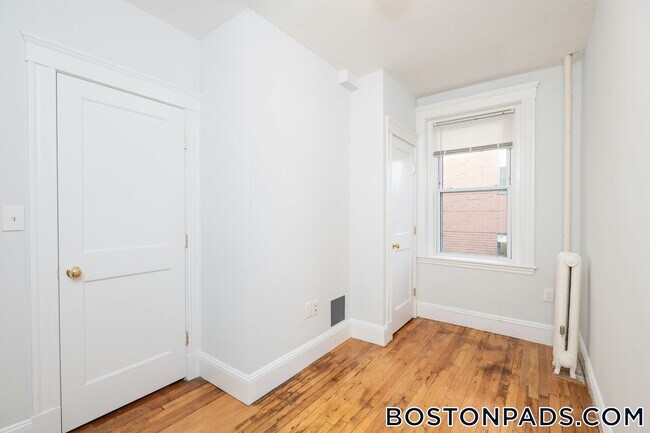 Photo - 49 Worthington St Unidad 11