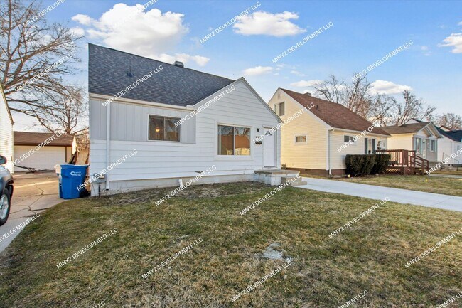 Photo - Charming 3-bedroom home on Lauren Ave. in ...