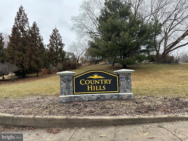 Photo - 25 Green Meadow Ct