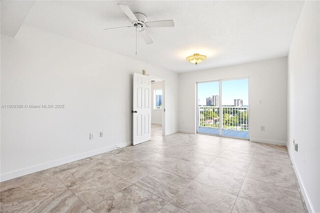 Photo - 280 SW 20th Rd