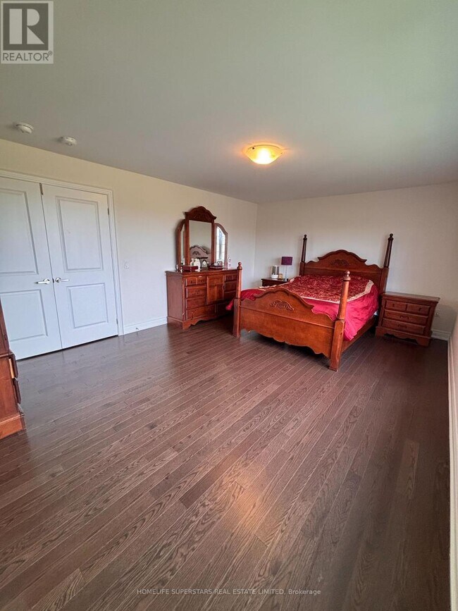 Photo - 62 Angus Morton Cres