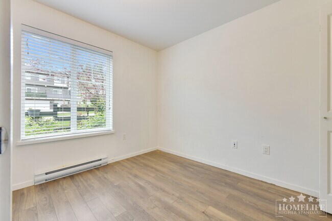 Photo - Spacious 4 Bedroom 4 Bathroom Townhome at King’s Landing with Double Garage Balcony and Yard Space Unit 52