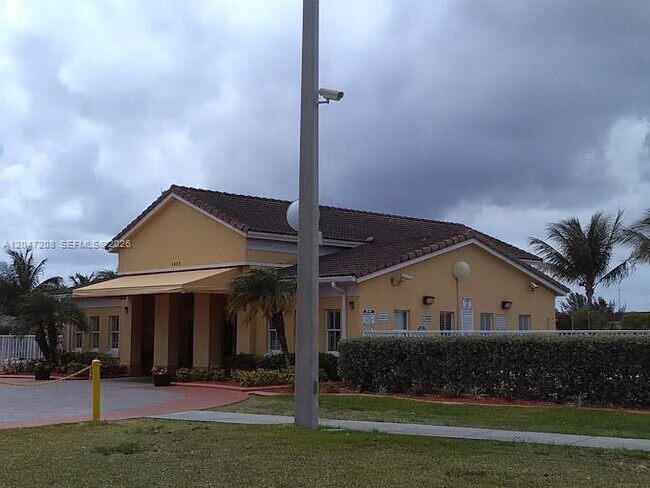 Photo - 2528 SE 14th Ave