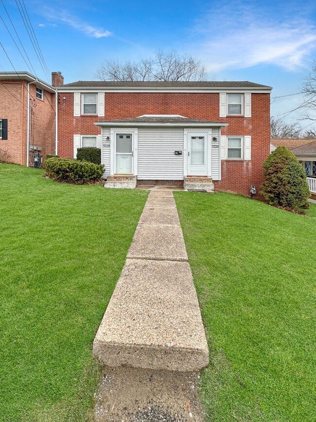Photo - 1028 Fleming St Unit 1028 Fleming Street - Coraopolis