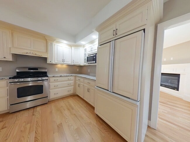 Photo - 109 Farwell St