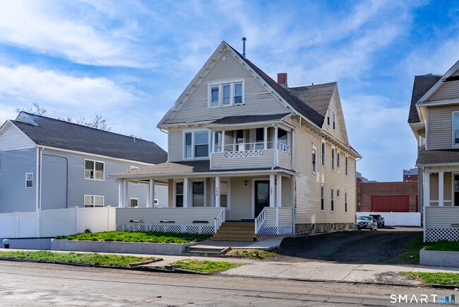 Photo - 259 Laurel Ave Unit 2