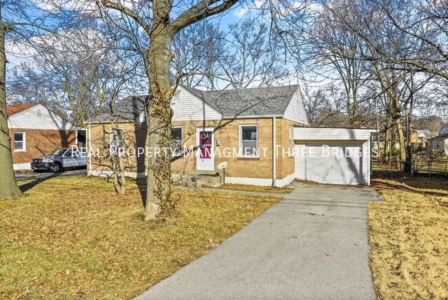 Photo - 1180 S New Florissant Rd