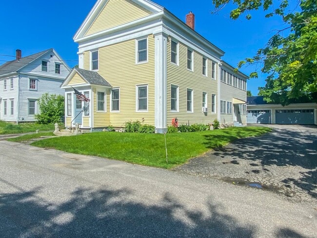 13 Crosby St Unit 3