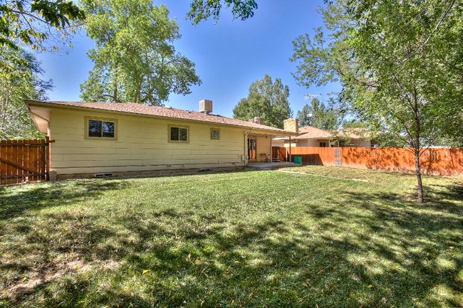 Photo - 724 Kimball Rd