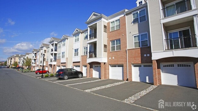 Building Photo - 360 Lehigh Ave Unit 107