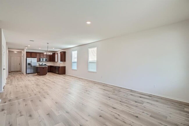 Photo - 190 Purple Heart Dr