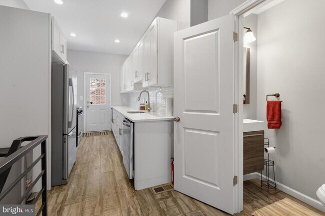 Photo - 2208 S 5th St