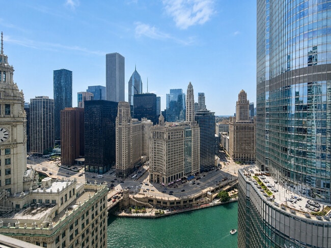 Photo - 405 N Wabash Ave