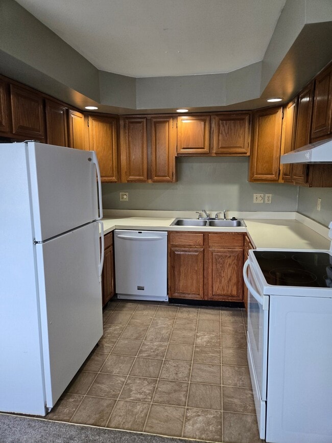 Photo - 100 Wyncote Ct Unit 100