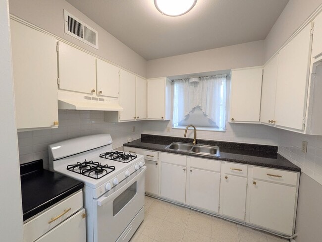 Photo - Southtrail Dr 501/503 Unit 503