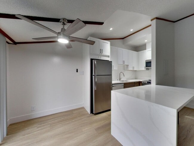 Riverwood Apartments
