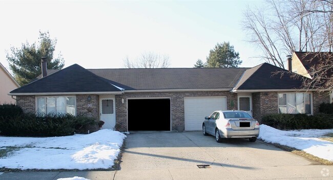 Building Photo - 63 Keene Dr Unit 65 Rental