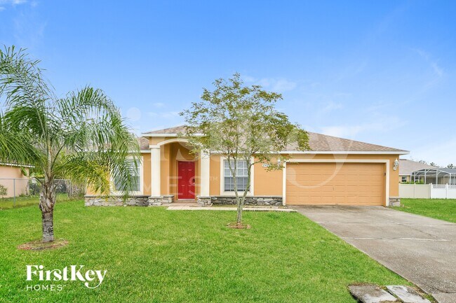 Photo - 2421 Regent Way