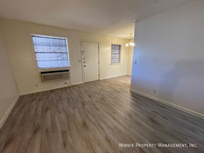 Photo - 500 4th Ave Unidad 09