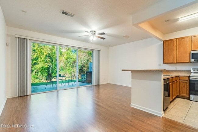 Photo - 5737 Parkstone Crossing Dr