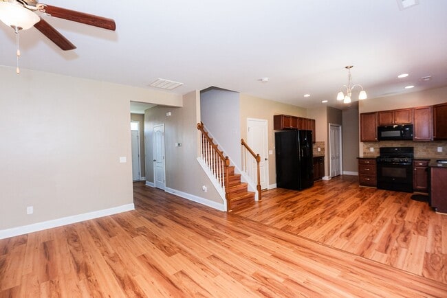 Photo - Amazing 4 bedrooms, 2.5 baths 2-story home in Clemmons w/ 2 car garage/fenced in backyard