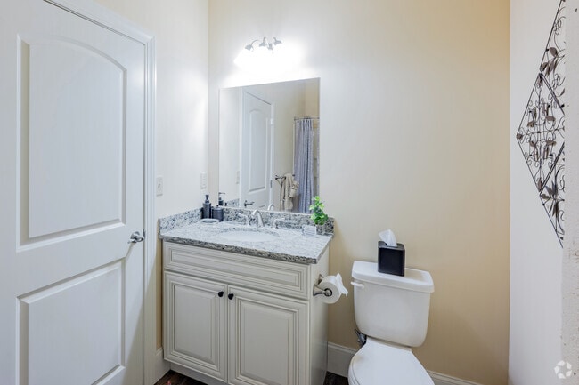 2BR, 2BA - 1,050SF Second Bathroom